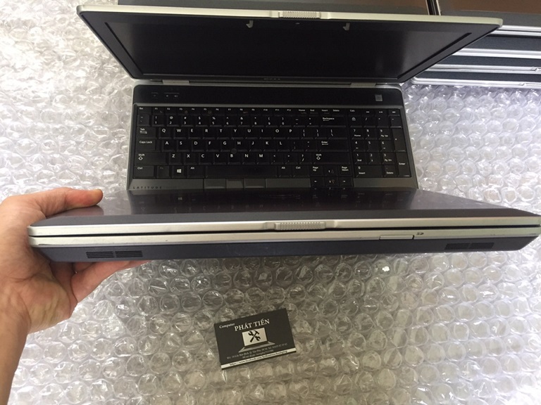 Laptop Dell Latitude E6530, laptop Dell E6530 15.6 inch giá sỉ TP HCM