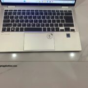 cua-hang-ban-laptop-hp-1040-g8-man-hinh-4k-i7-gia-re-my-tho