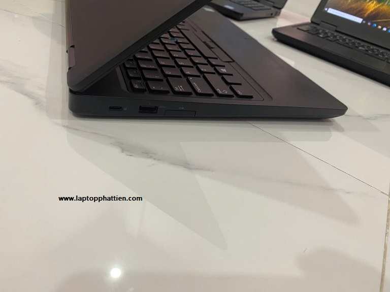 Laptop Dell Latitude 5591, cửa hàng bán laptop Dell Latitude 5591 I7 uy tín chất lượng Laptop Dell Latitude 5591, cửa hàng bán laptop Dell Latitude 5591 I7 uy tín chất lượng